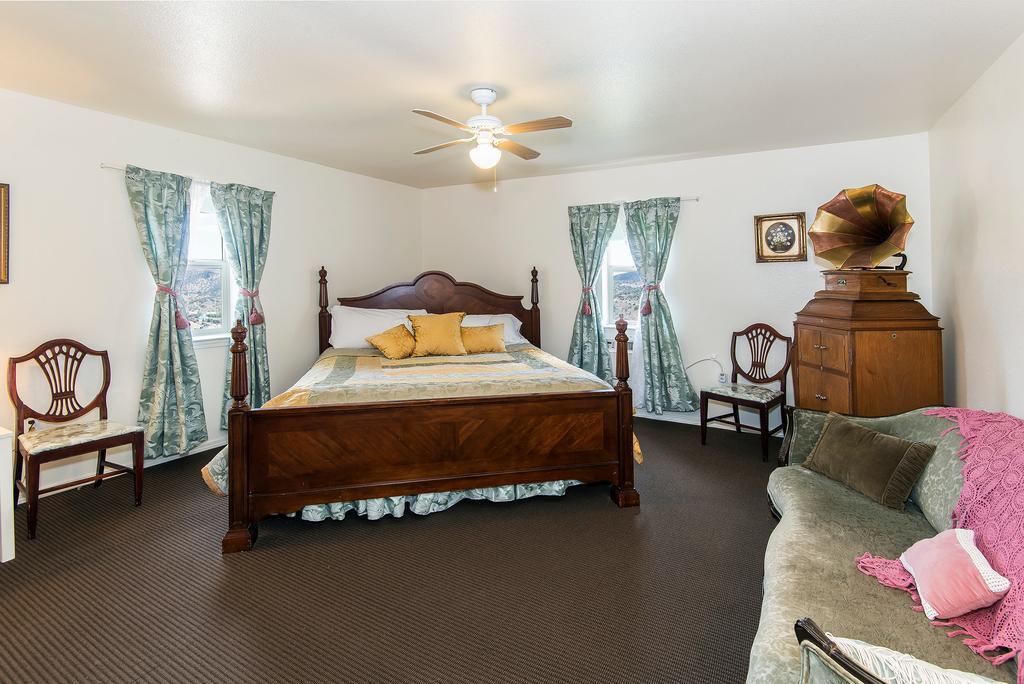 Virginia City Inn Extérieur photo